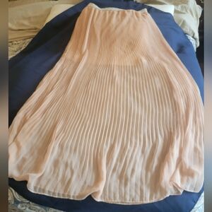 Women LARGE Skirt MAXI peach pleated chiffon partial lining By LOVE RICHE